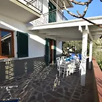Cavoli - Vista Mare Con Terrazza, Clima E Posto Auto