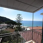 Apartamento Cavoli - Vista Mare Con Terrazza, Clima E Posto Auto Spiaggia di Cavoli