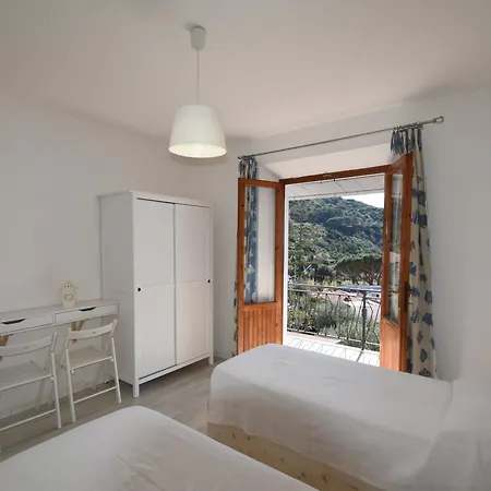 Cavoli - Vista Mare Con Terrazze, Clima E Posti Auto * Spiaggia di Cavoli