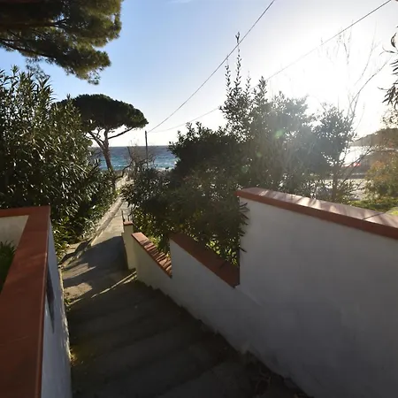Cavoli - Vista Mare Con Terrazza, Clima E Posto Auto *