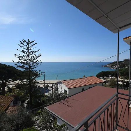 Cavoli - Vista Mare Con Terrazze, Clima E Posti Auto