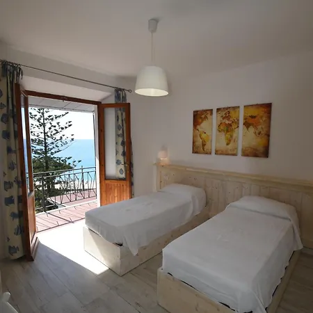 Cavoli - Vista Mare Con Terrazza, Clima E Posto Auto Apartament