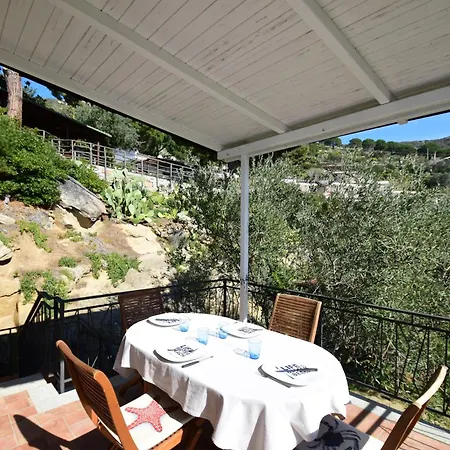 Cavoli - Vista Mare Con Terrazza, Clima E Posto Auto *