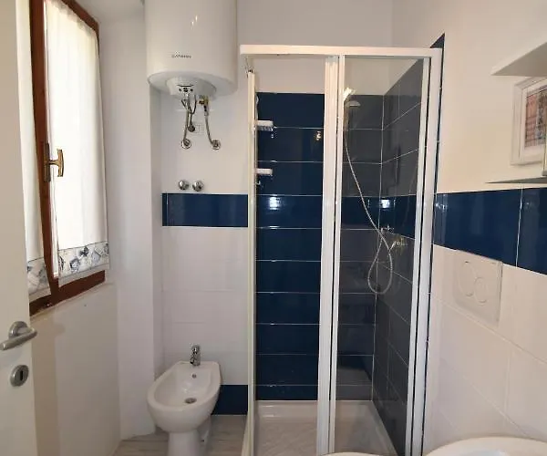 Cavoli - Vista Mare Con Terrazza, Clima E Posto Auto 아파트