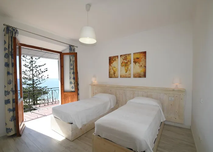 Cavoli - Vista Mare Con Terrazza, Clima E Posto Auto Apartman