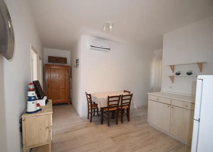 Cavoli - Vista Mare Con Terrazza, Clima E Posto Auto *