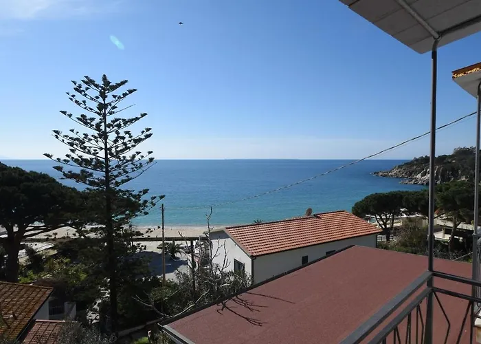Cavoli - Vista Mare Con Terrazza, Clima E Posto Auto