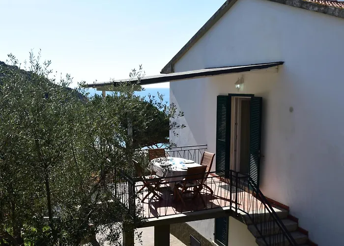 아파트 Cavoli - Vista Mare Con Terrazza, Clima E Posto Auto