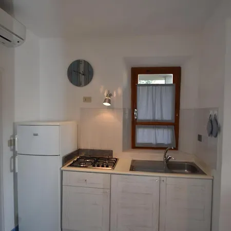 Cavoli - Vista Mare Con Terrazza, Clima E Posto Auto
