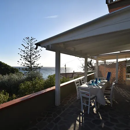 Cavoli - Vista Mare Con Terrazza, Clima E Posto Auto Spiaggia di Cavoli